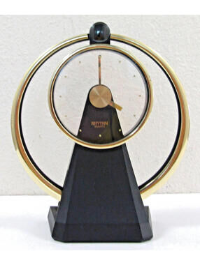 Rare Rhythm Quartz Round Pendulum Desk Clock 4RP703